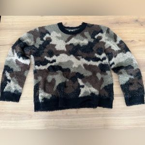 Anthropology Cloth & Stone Camo Sweater Size medium